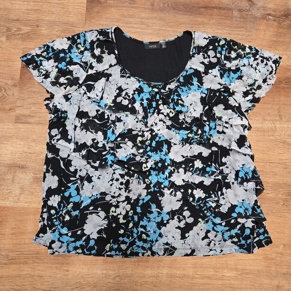 Apt. 9 Black and Light Blue Floral Top 2x